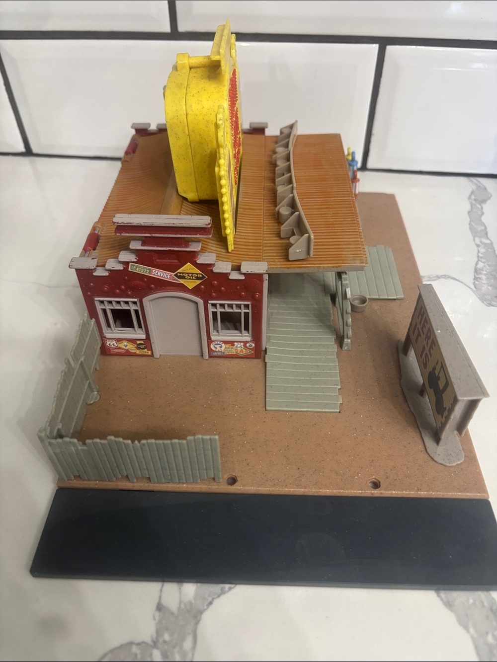 Pixar Cars Radiator Springs Curios Shop - Picture 2 of 4